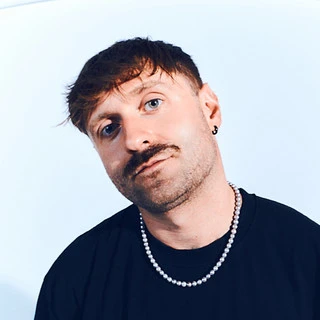 Bassi
