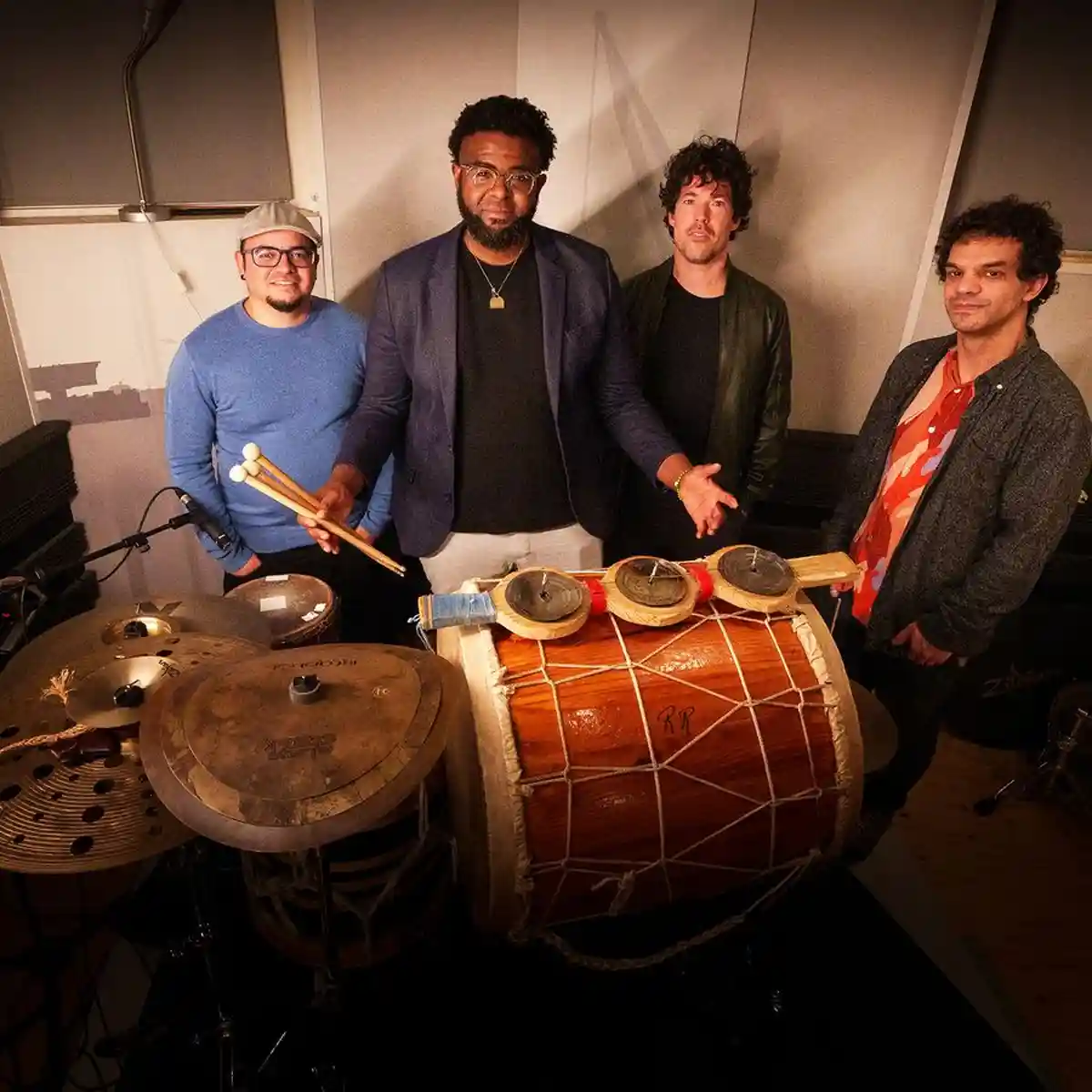 Groove Beest — Chatlein i su Zumbi