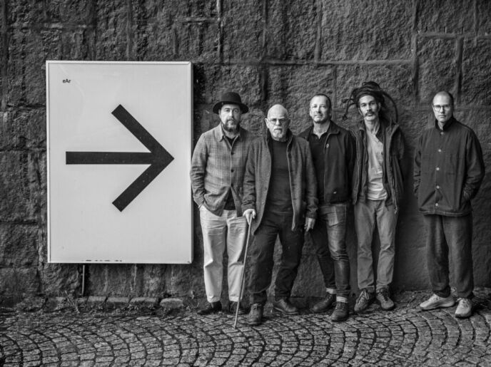 Mats Gustafsson & Goran Kajfes’ Cosmic Ear