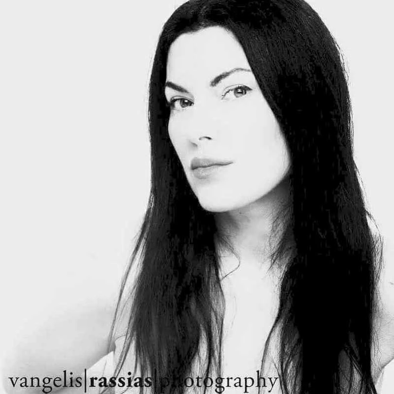 SUNNY ΜΠΑΛΤΖΗ & ΜΑΡΙΝΑ ΒΟΛΟΥΔΑΚΗ | Η ΜΟΥΣΙΚΗ ΕΙΝΑΙ ΓΥΝΑΙΚΑ