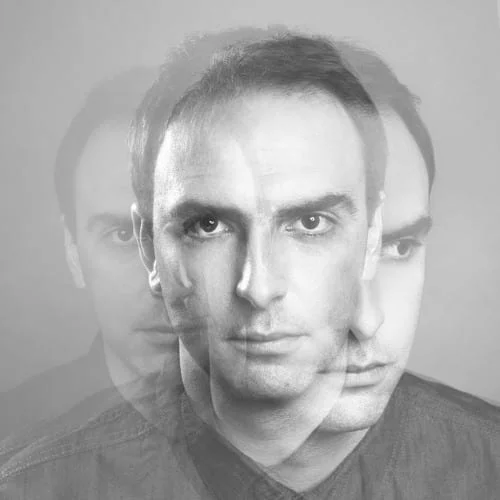 Colores X Chichi Invites Dyve