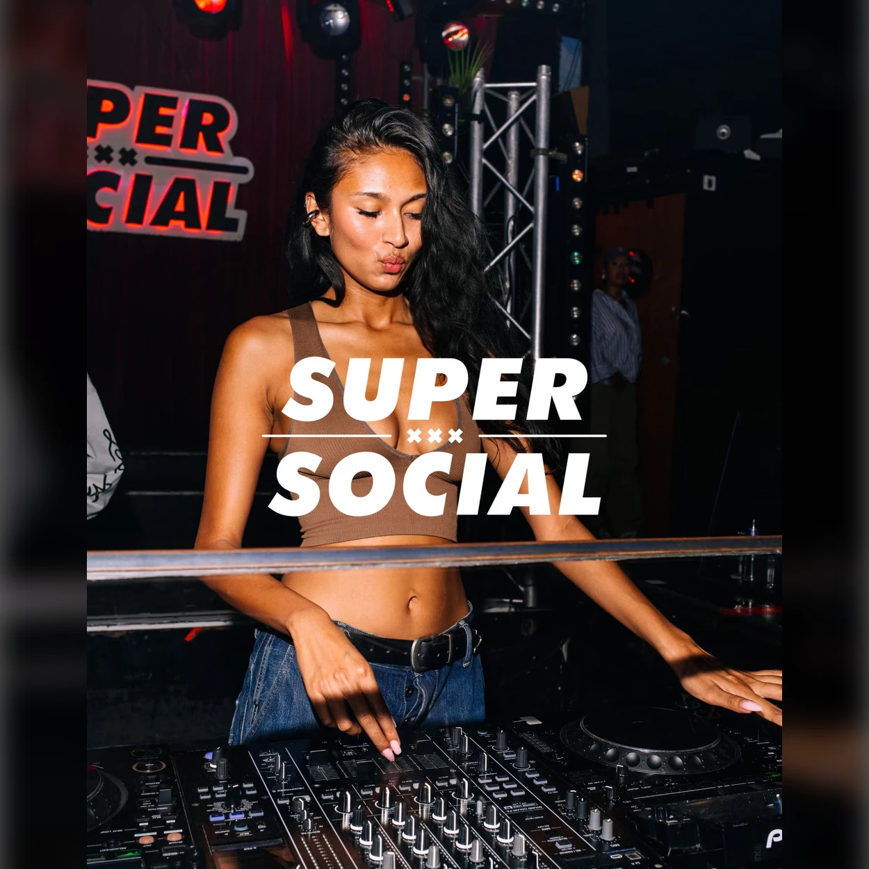 Super Social Mariah Carey Special