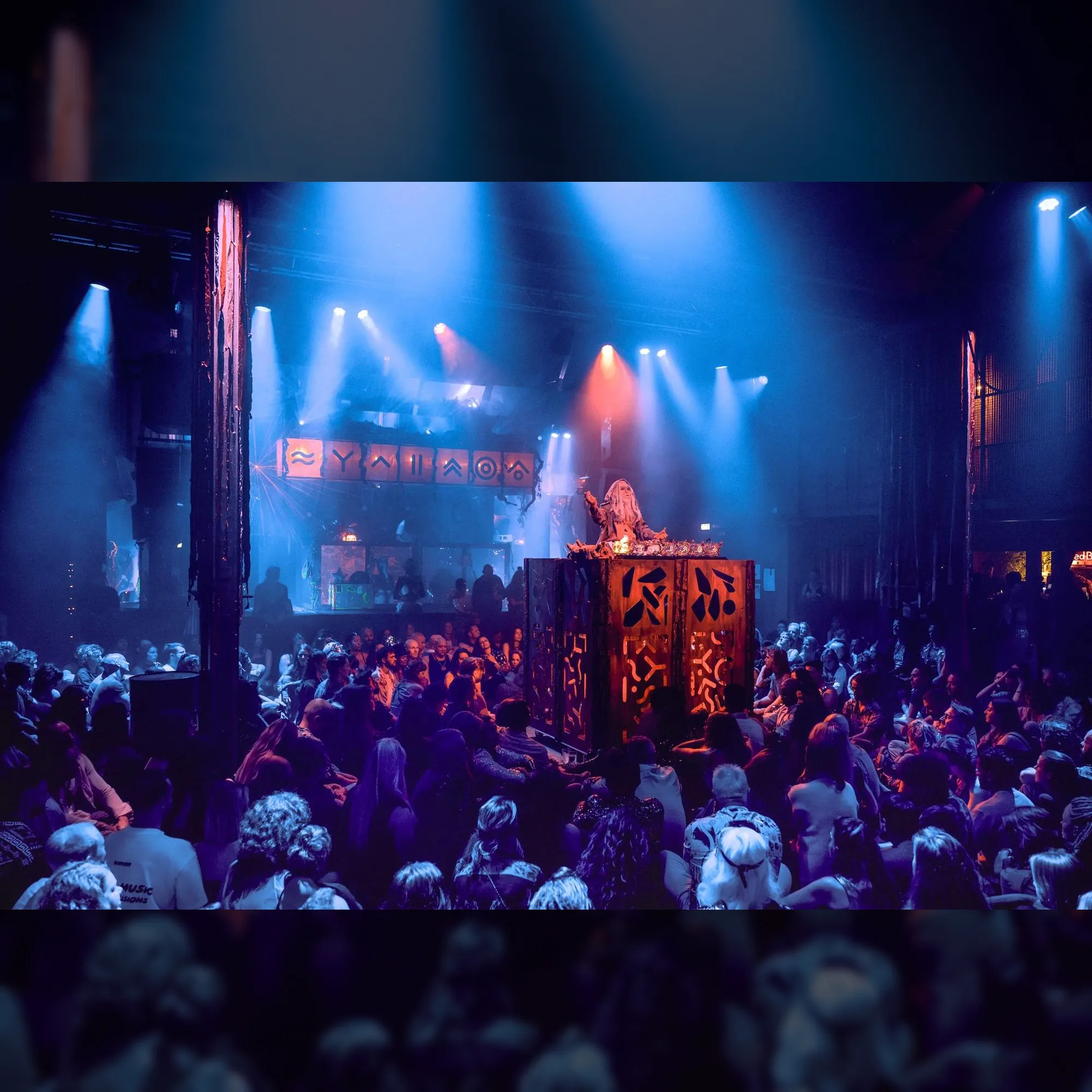 7 Vibes Journey :: Amsterdam