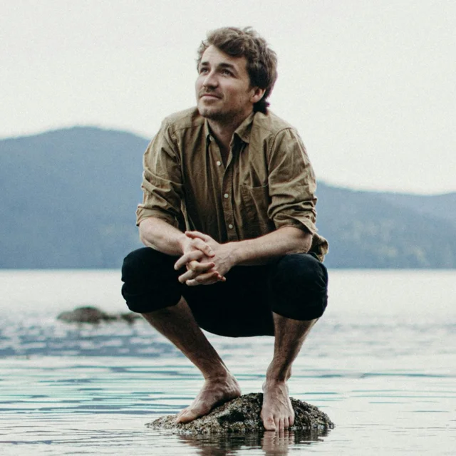 Luke Wallace with Fire Choir - Luke Wallace