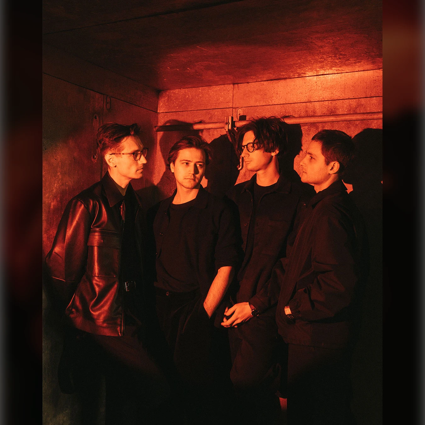 I Love You Honey Bunny | support: Minor Citizen