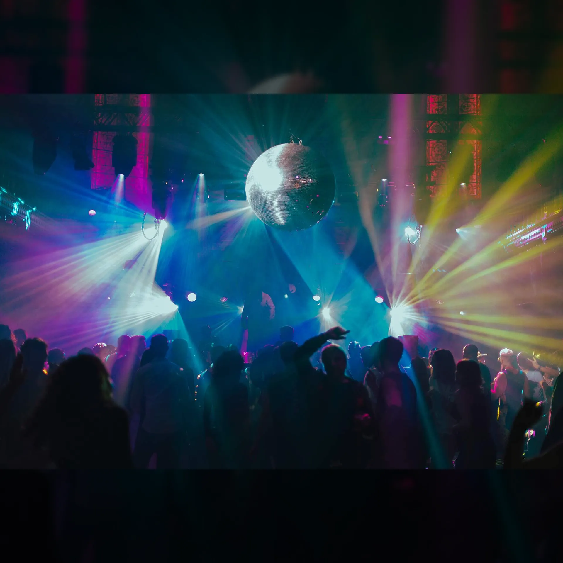 Club Paradiso NYD w/ Lil Louis, Gerd Janson & many more