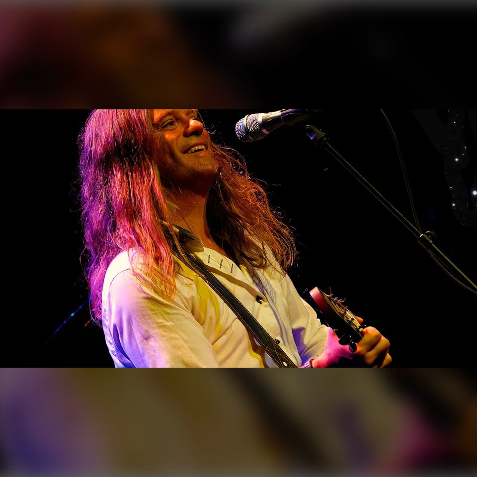 Frank Blueka · Love From Ireland