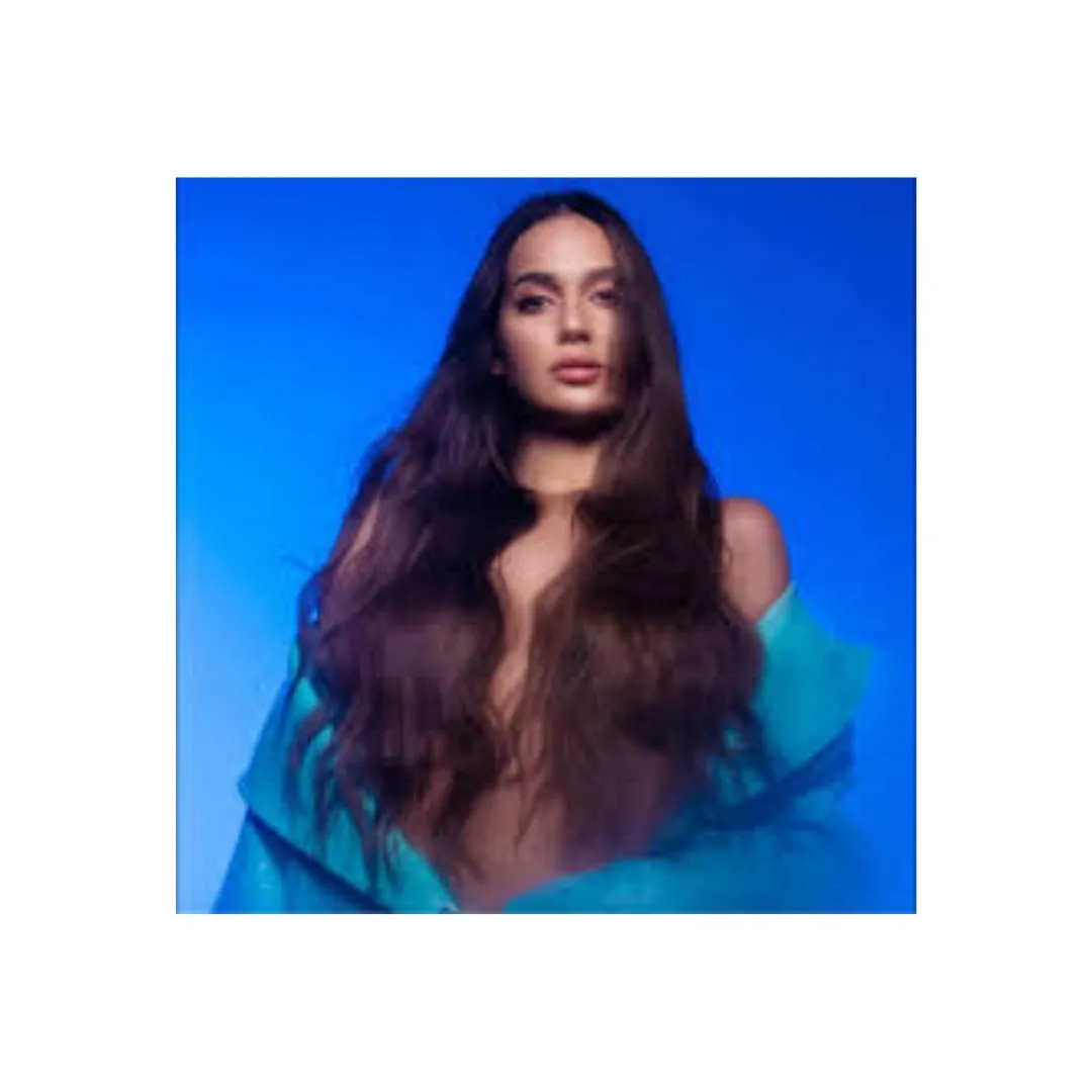 Η Ρια Ελληνιδου στο Cavo Aigio