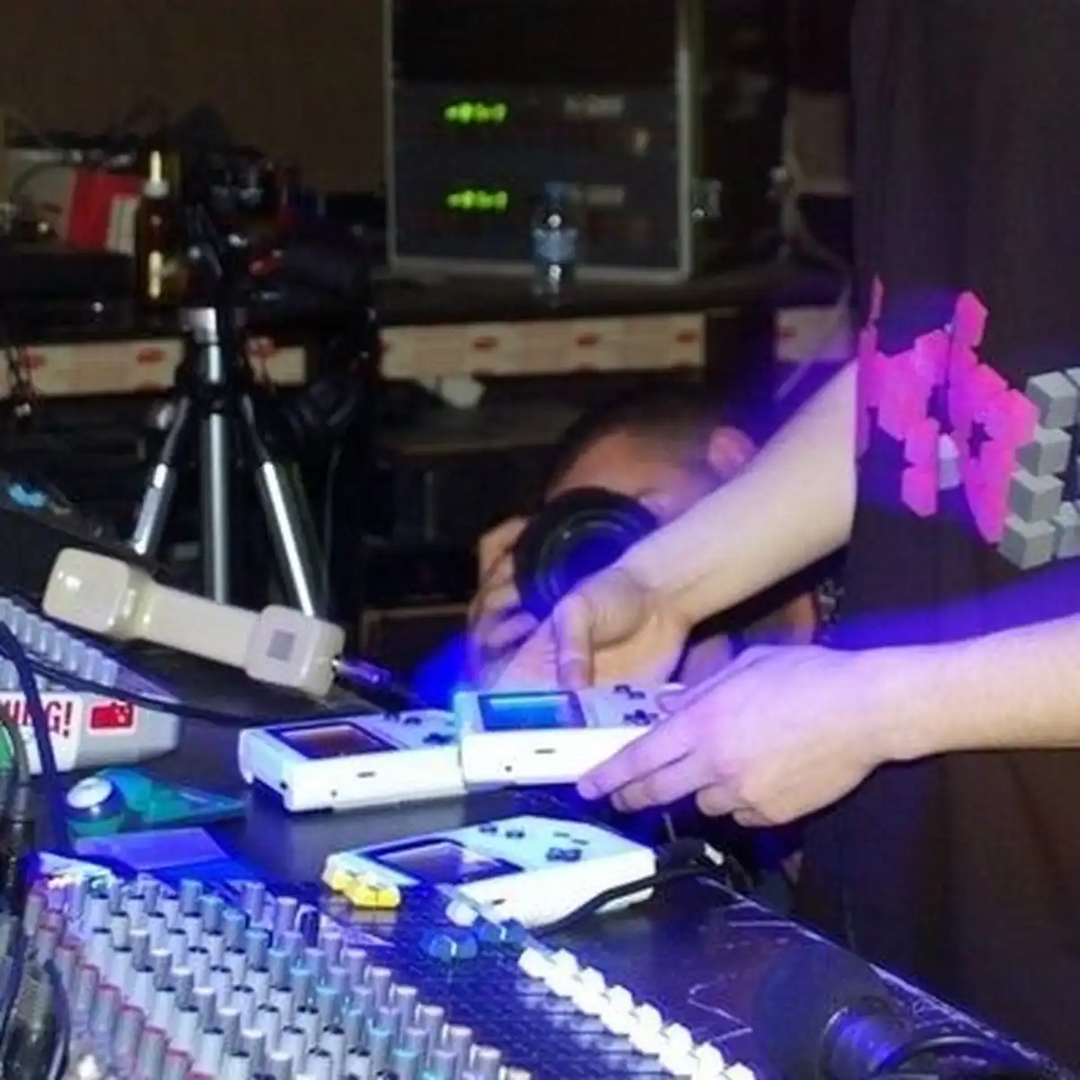 Nuit Chiptunes – Retro gaming music