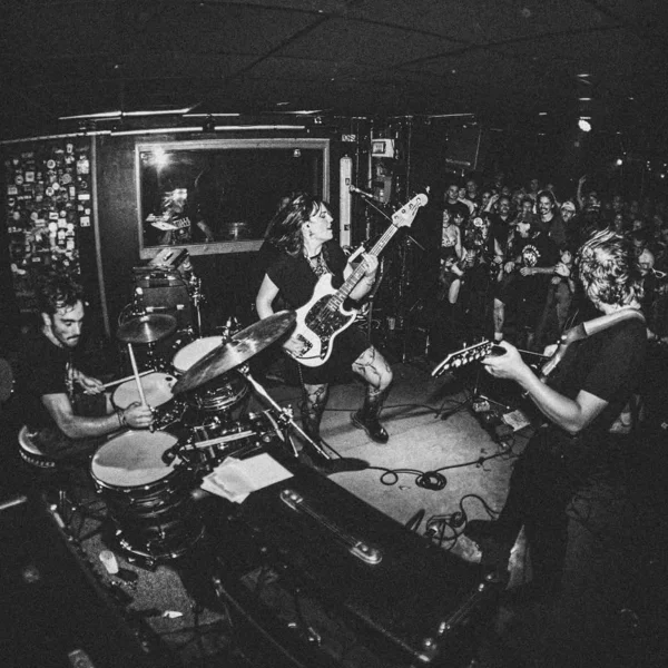 CRACHE (synth-punk, marseille)