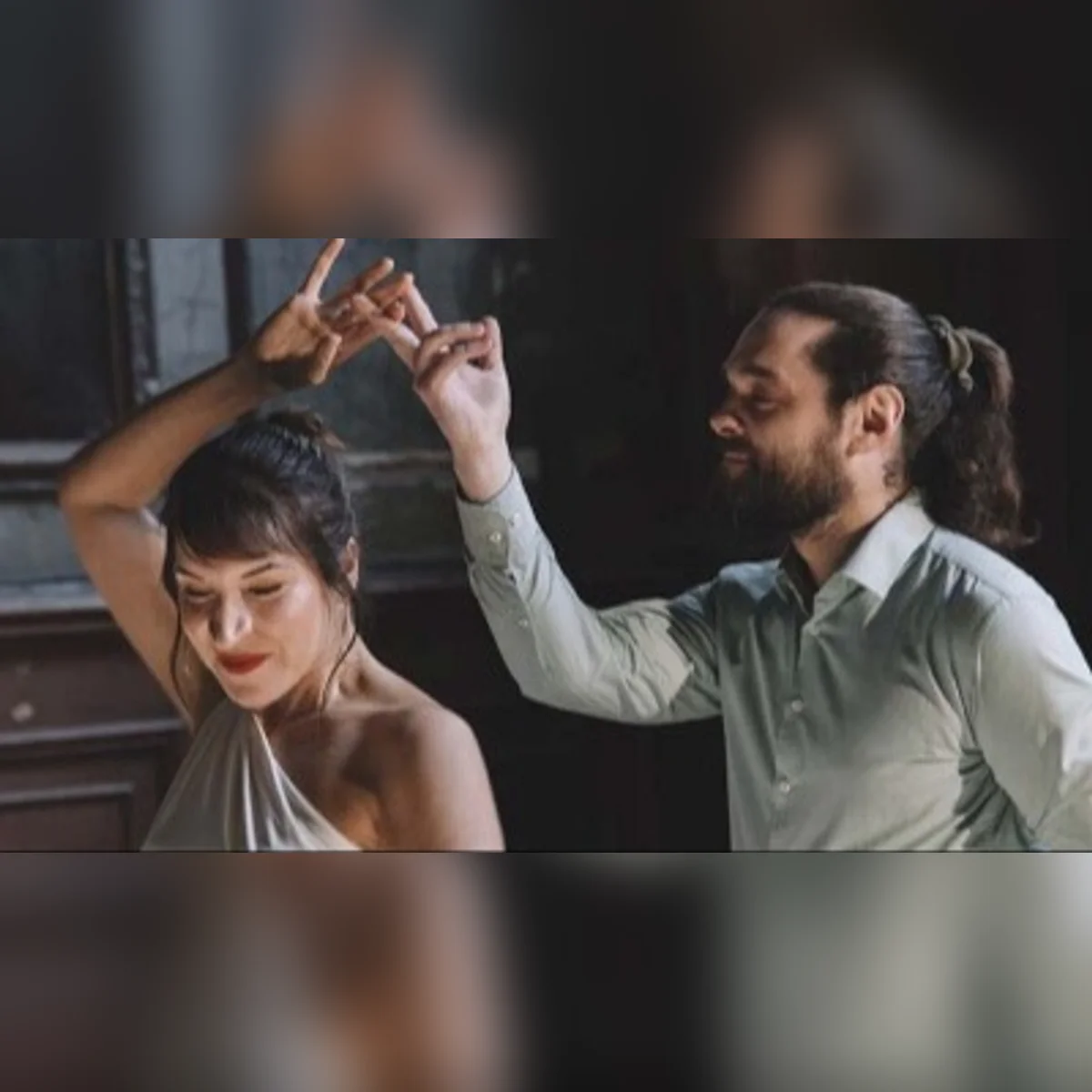 Salsa im Spiegelsaal