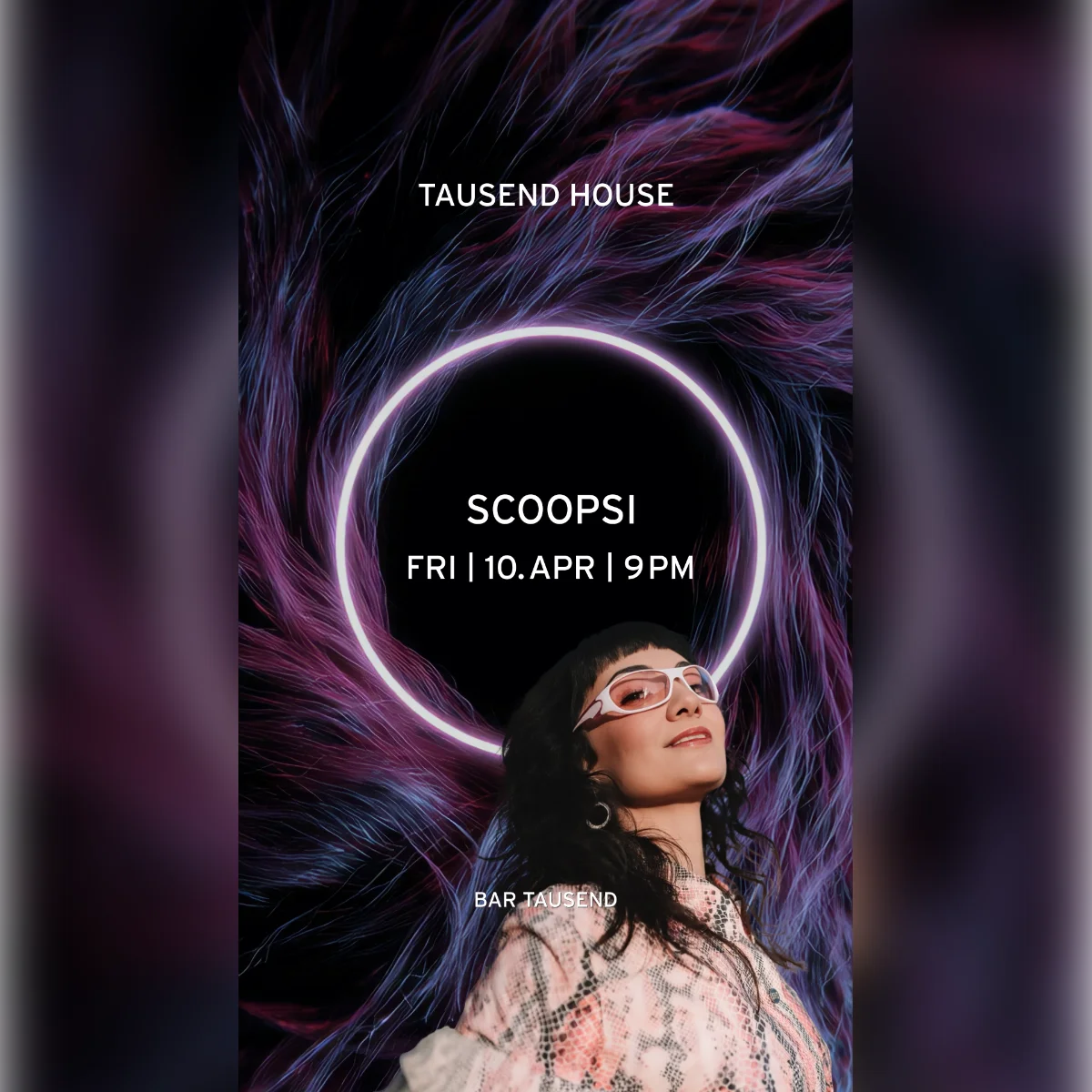 Tausend House: Scoopsi