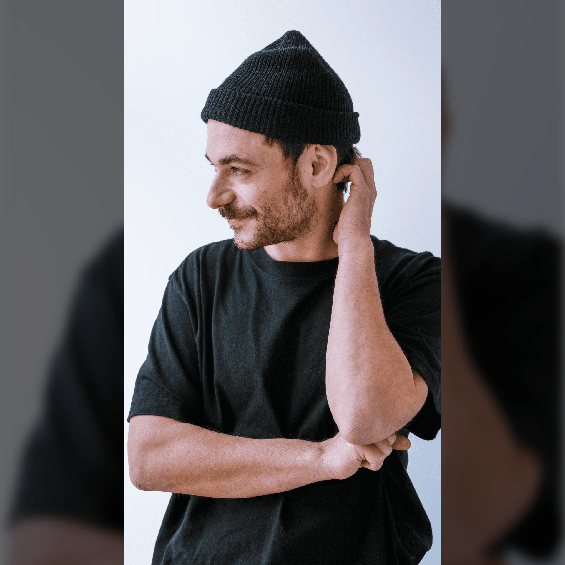 Lobby Patio | SYNONYM