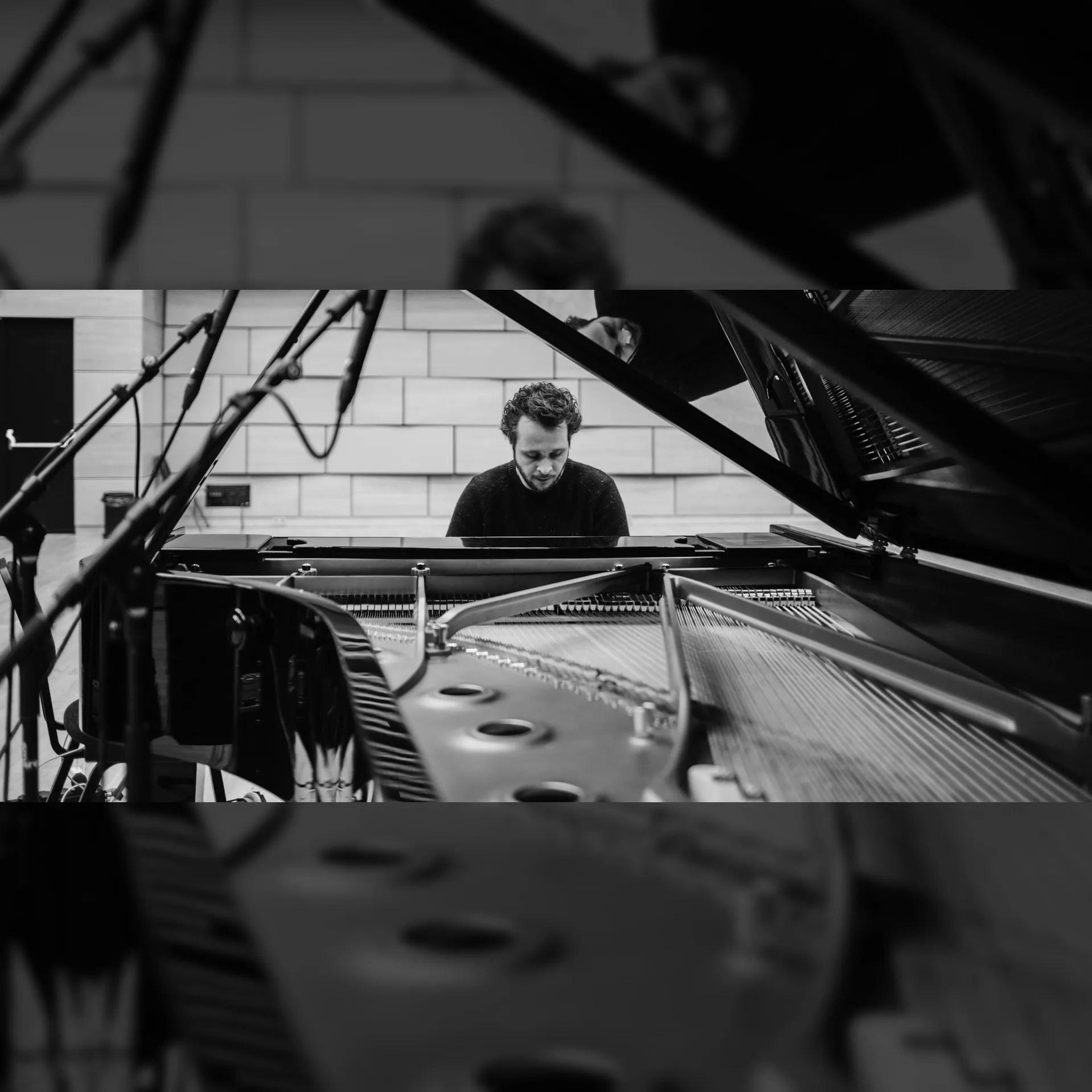 Ambitus X Frerick den Haan