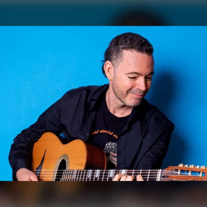 Robin Nolan Plays George Harrison