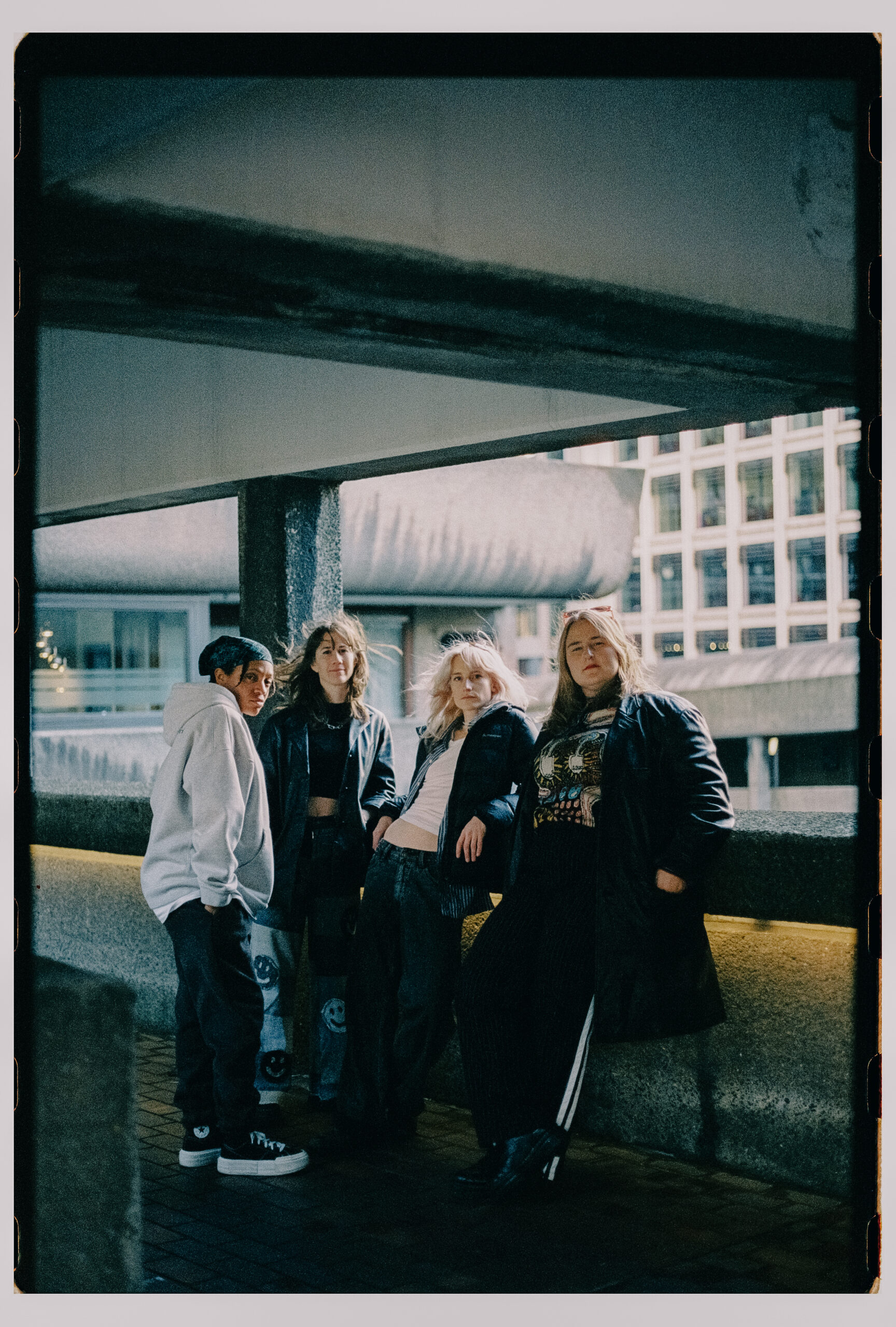 V11 x Rotown presents: The Buoys