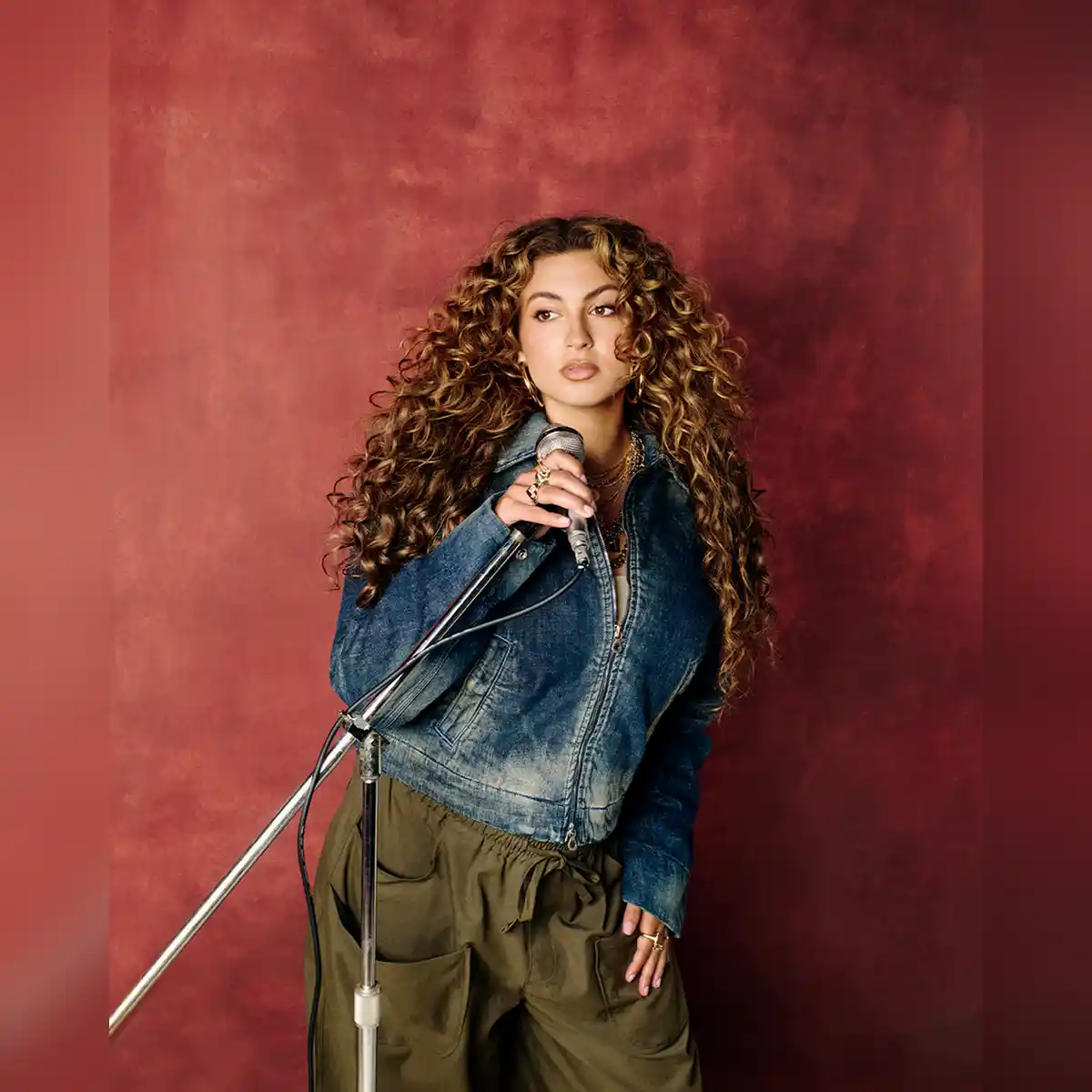 Tori Kelly