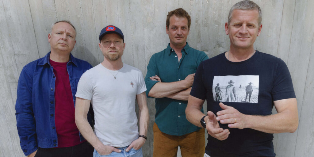 18/12 Racoon + Zoë Livay