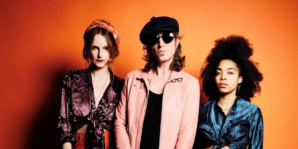 Stef Kamil Carlens & The Swoon