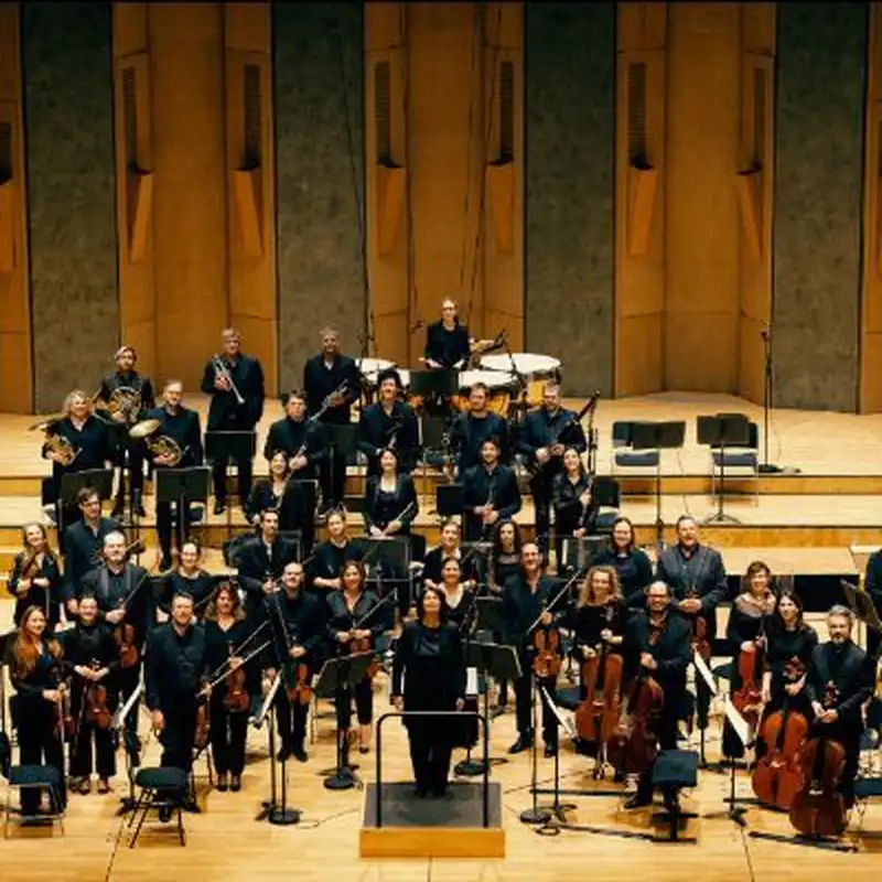 Paris Mozart Orchestra / Claire Gibault / Suliane Brahim