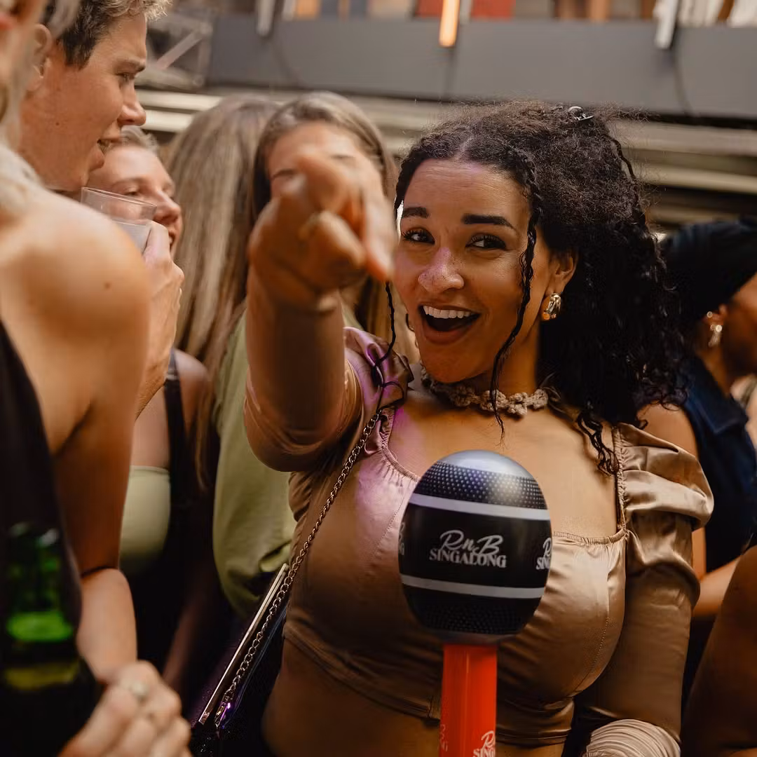 RnB SINGALONG BRUNCH I AMSTERDAM 21+