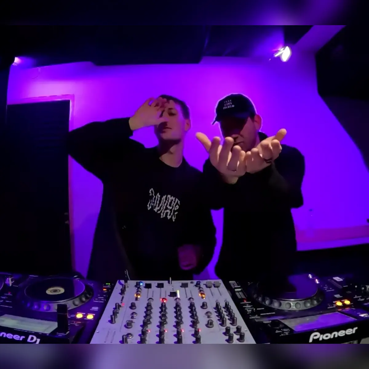 Eddie Dark & Extase Urbaine