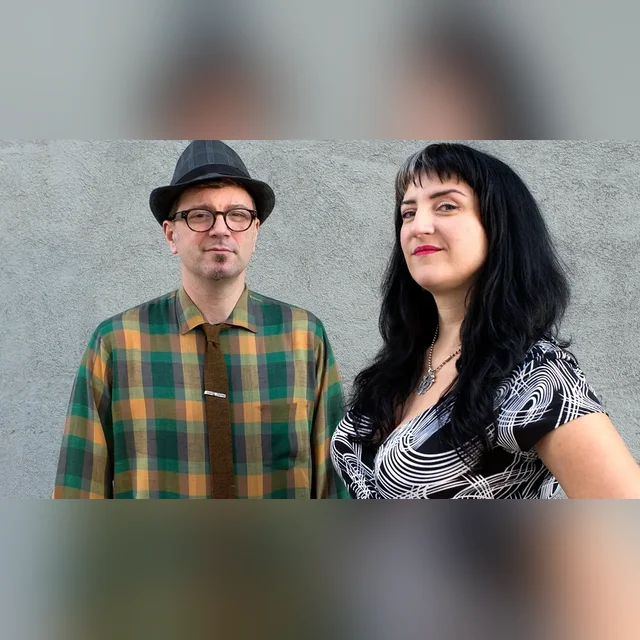 THE PRE-WAR PONIES - Daria Grace and the Pre-War Ponies