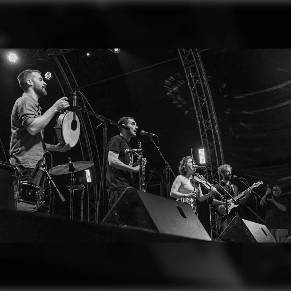 Οι Λάσκα live στο Ποτάμι