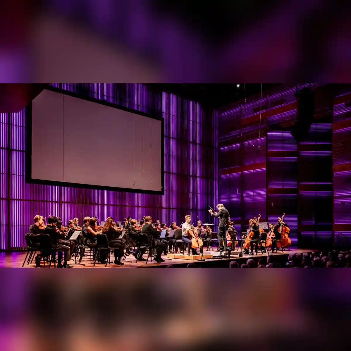 Finale Nationaal Cello Concours — Drie finalisten + CvA Symfonie Orkest