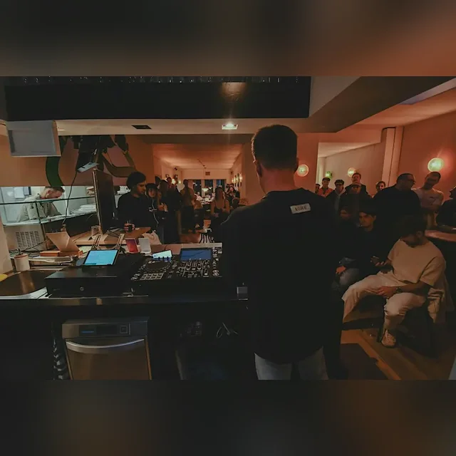 BEATZZA Music Hub — ADE 2026 - Domeno