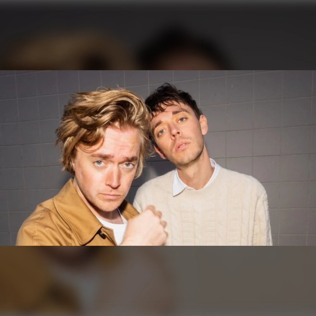 Orange Skyline + support