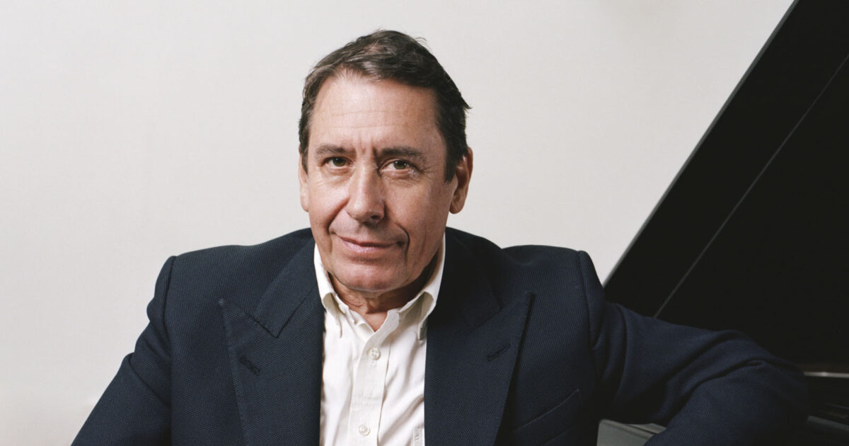 Jools Holland and his Rhythm & Blues Orchestra