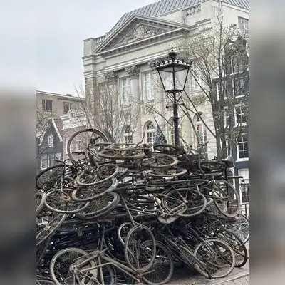 Vernissage Kringsalon: Onder het oppervlak