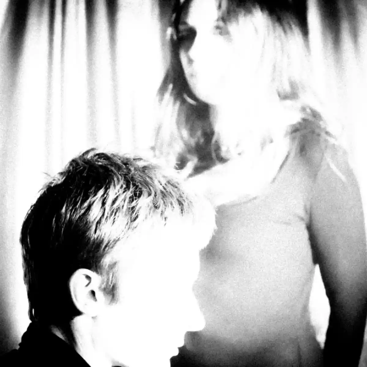 White Flowers: 'Dreams For Somebody Else' Live + Signing