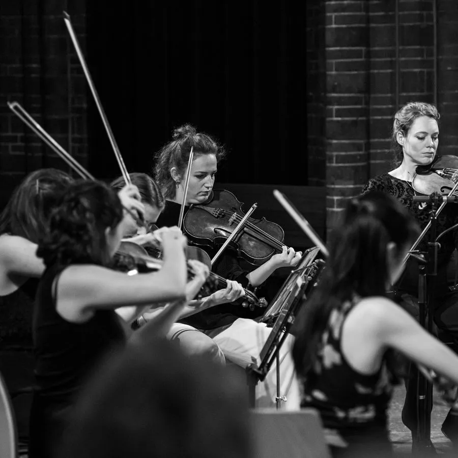 Op avontuur — Hsu, Roijackers, Rickard, Van Nuland, Nunes, Crosett + Verweij