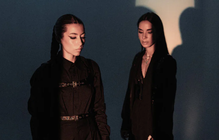 Gioli & Assia (Hybrid Set)