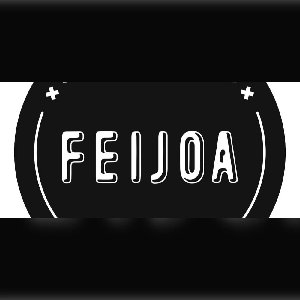 eMBi & CUE Music Showroom