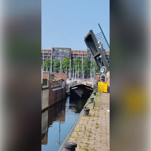 IJburg- Pampus vertrekpunt buitenzijde sluis in Amsterdam