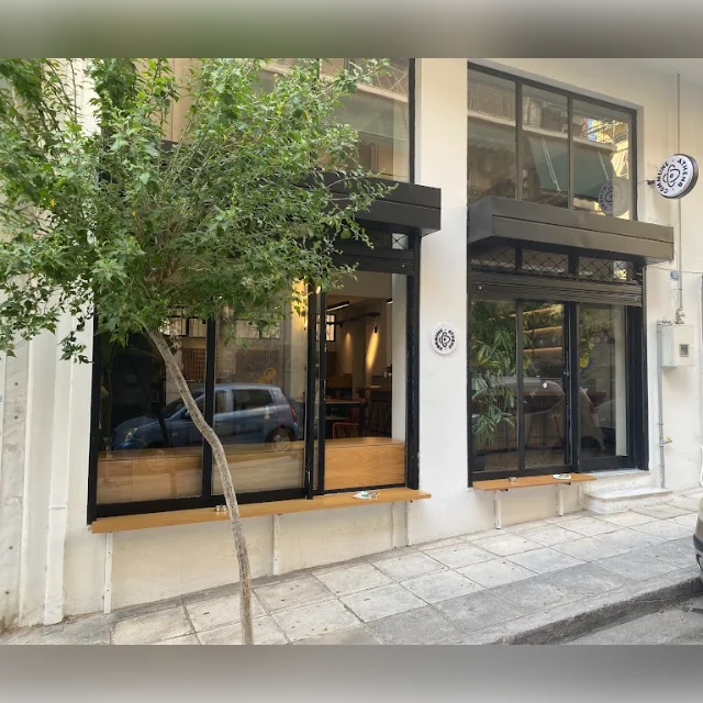 Commune Athens in Athens