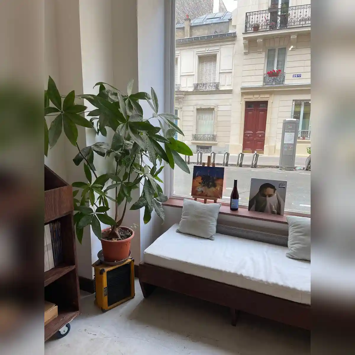 Cracki Records Shop in Paris