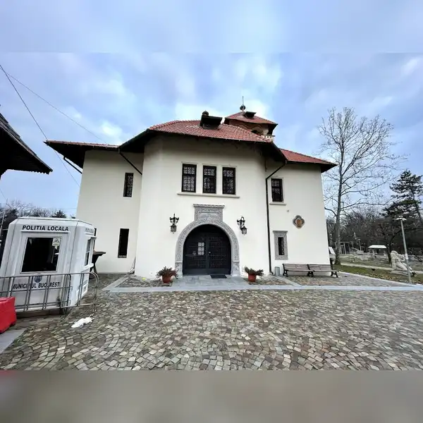 Photo 4