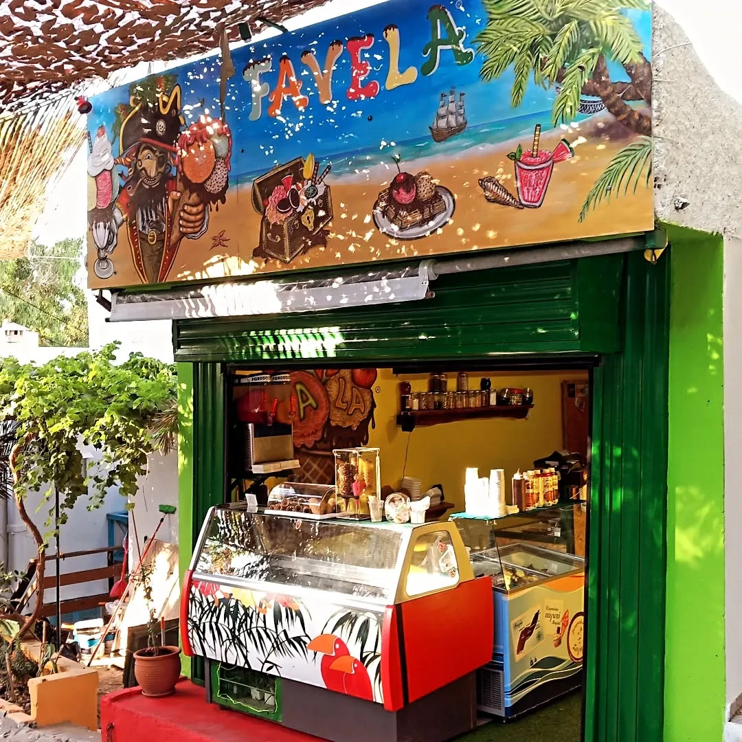 Favela Ikaria (Icecream Shop)