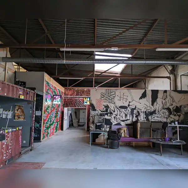 Photo 3