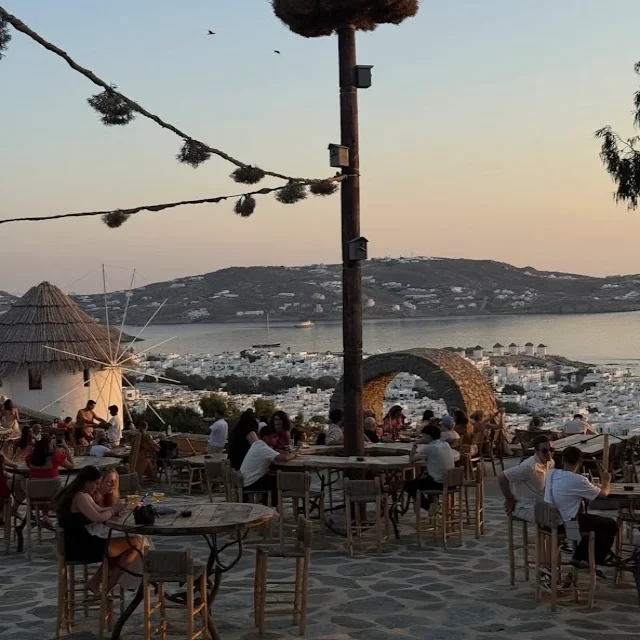 180º Sunset Bar in Mykonos