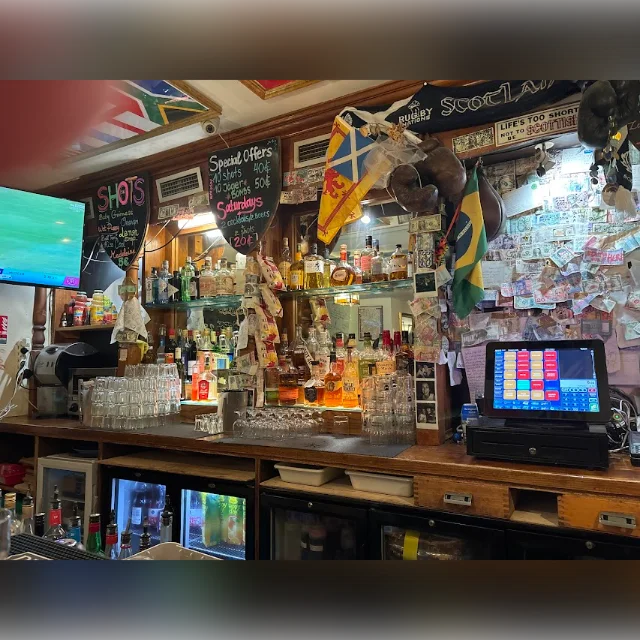 The Highlander in Paris