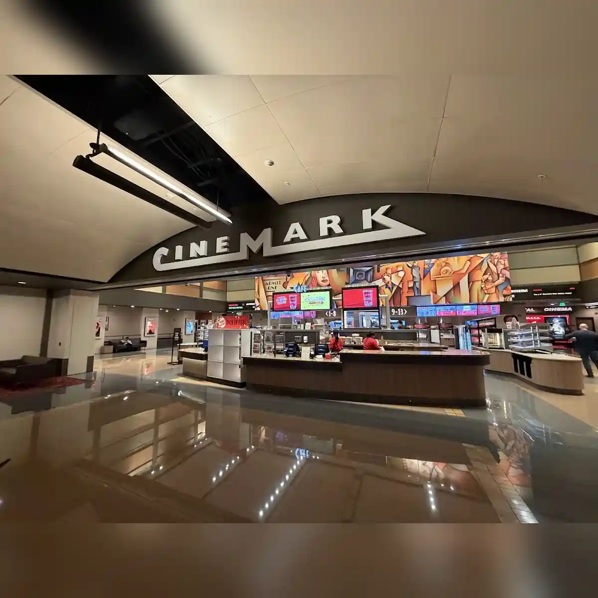 Cinemark Carson XD and SCREENX