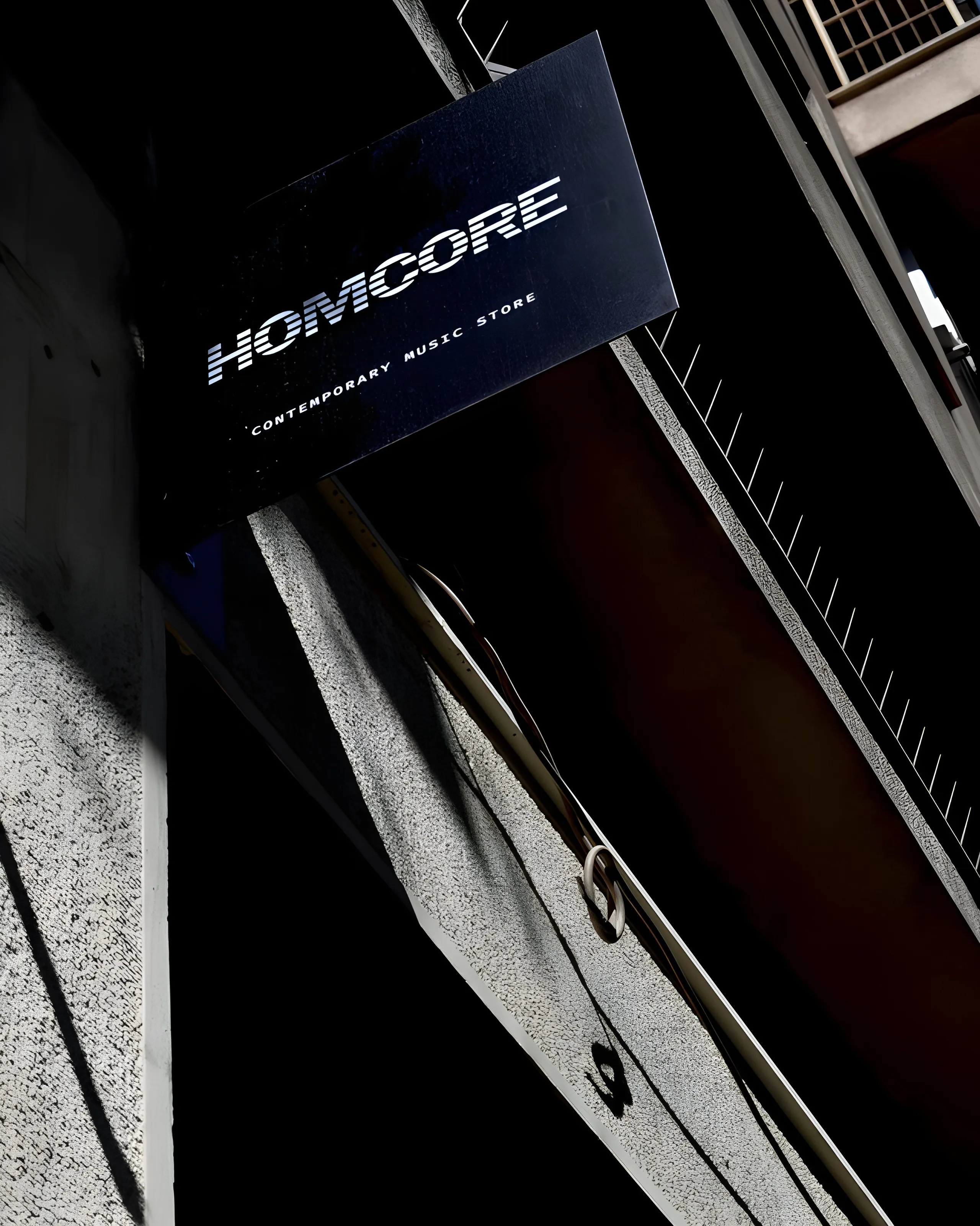 HOMCORE, Contemporary music store