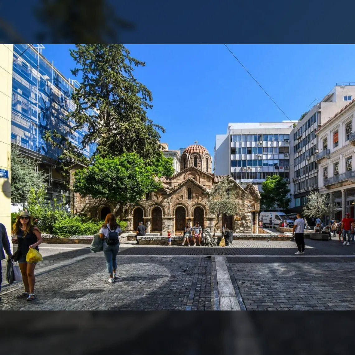 Agia Eirini Square