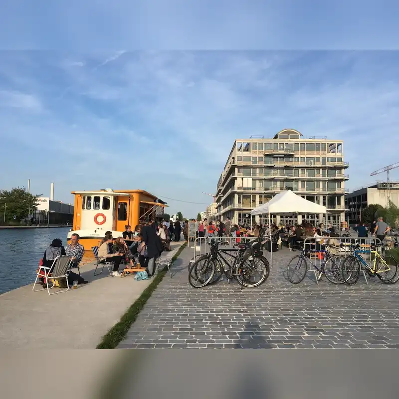 Canal Barboteur in Paris