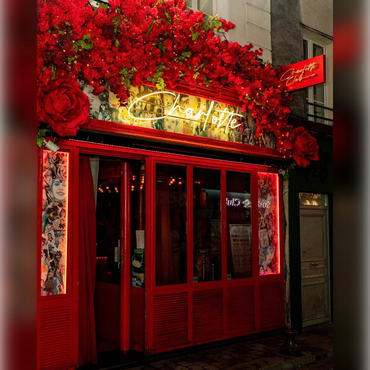 Charlotte Bar/Club Paris